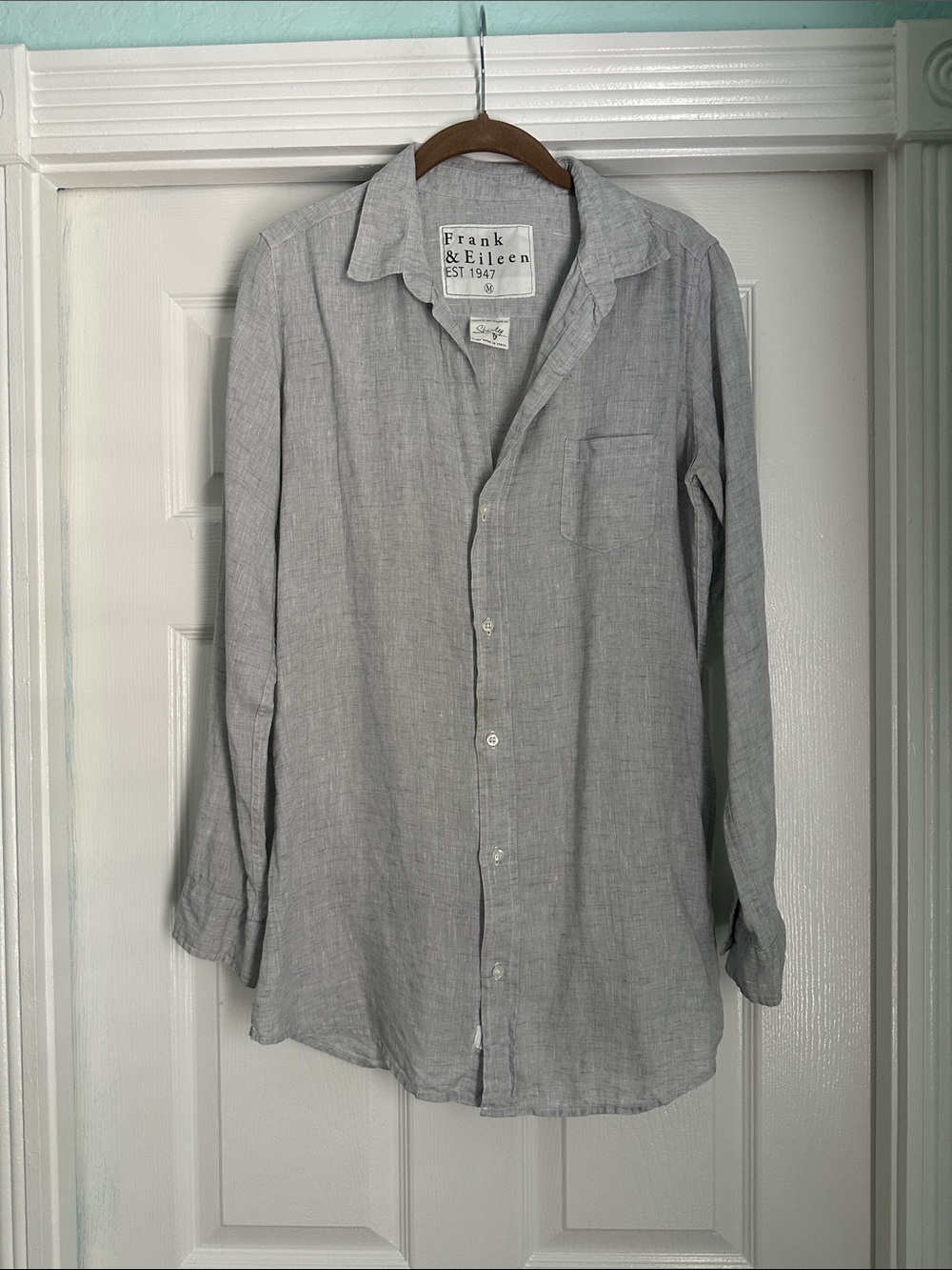 Frank & Eileen Light Gray Linen Button-Down Shirt